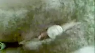 عربية تئن أثناء جنس شرجي مزدوج قاسٍ