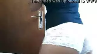 إباحية مزرعة الحيوان: سادية صريحة مع متطوعة أنثى