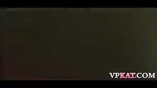 يائسة من أجل رجل، الكشف الإباحي لهذه الفتاة يكسبها رفيقًا للجنس