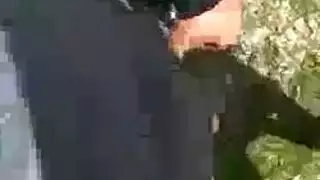 بنت تلعب بكسعا ويطلع لبن