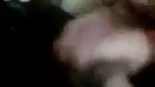 يحتك زي في الفلقتين