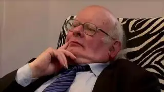 الزوج يطلب من زوجته تنتاك أمامه مترجم