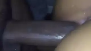 أنين وكلمات قذرة