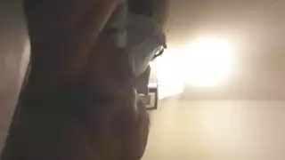 شاب مع بنتين مساج تحول الى اشهى نيك