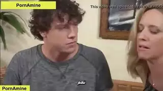 سكس ناضج xxx: شرج عنيف ودفعات عميقة