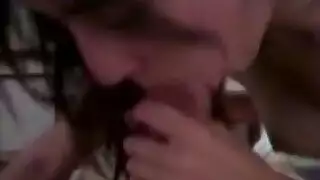 مايا خليفة: أثداء كبيرة وقذف داخلي