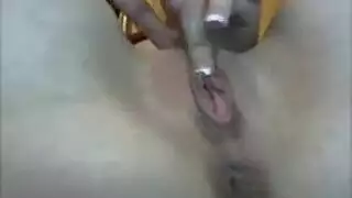 جميلة سمراء من السودان تمارس الجنس بقوة في أول ظهور إباحي لها