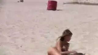 مشهد إباحي أجنبي: فيديو خام وأنين حاد