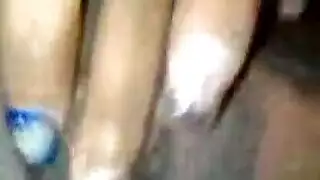 جلسة اختناق بالقضيب الأسود الضخم في الحلق العميق