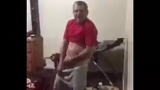 ‫تطفل علني إباحي: نيك في حافلة متحركة‬