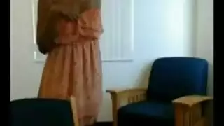 شقراء فاتنة يعطي عشيقها الخشن