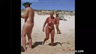 أربعة بالإصبع ساغي الثدي