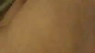 الاسود وجلسة التدليك