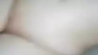 لاعب مصري يقدم ضربات عميقة وعنيفة