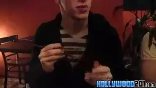 جلد يائس رياضة مائية