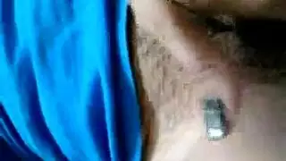 الفتيات المراهقات الجذابات تأخذ قضيب أجنبي عملاق