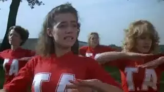 أمهات أجنبيات في مشاهد صريحة