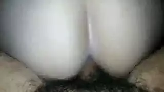 طيز جزائرية كبيرة تتفجر سائلًا شرجيًا أفلام إباحية