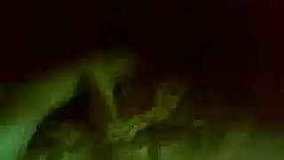 زوجات متحنجات ممتلئات في جماع صريح بين بنات