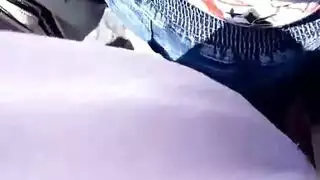 جنس شرجي مباشر صريح: جزائري ينيكها حتى تخرج من رأسها