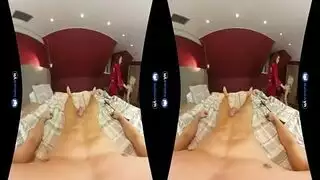 ثنائي إباحي: ريد ولولو تُحشيان بقضيب كبير معًا