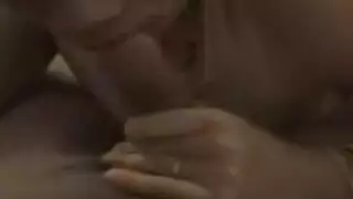 حوريات مثيرات يشاركن مغامراتهن الجنسية الصريحة