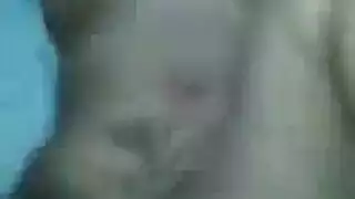 سيدة شقراء السمين مع بشرة شاحبة هي الاستحمام لا أعرف عن كاميرا خفية