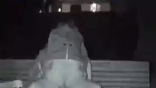 من الفصل إلى الحمام: عاهرات مراهقات تتوق للقضيب بين الحصص