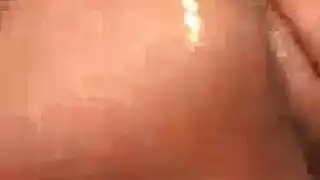 مراهقة صغيرة تتعرض لضرب شرجي خشن