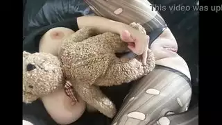 إباحي صريح محلي الصنع: صراخ هزة الجماع المزدوجة للهاوي السعودي في لوس أنجلوس