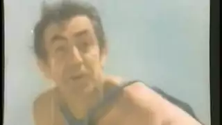 سباحة مع بنت