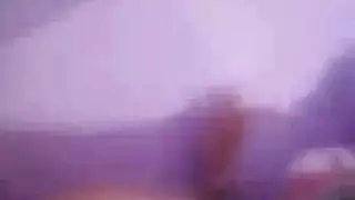 مراهقة عربية تحصل على أول تجربة إباحية صريحة لها