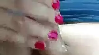 ماراثون الجنس الجماعي ينتهي بهزة جماعية متبادلة