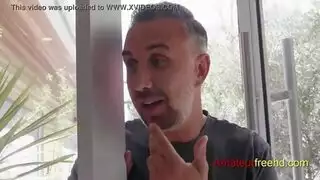 تدمير شرجي صريح: أخو الزوج ينيك فتحة زوجة الأخ الآسيوية الضيقة