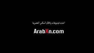 بنات العرب الجامحات تأخذ عدة أعضاء ذكورية