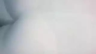 بنطلون نايلون مشدود على كس منتفخ
