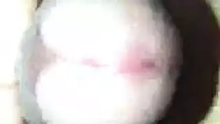 إثارة جماعية استعراضية: عاهرات يتعرين في العراء