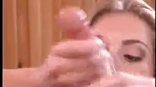 كتي في سن مراهقة يحب مص زب