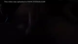 الأب في فيلم إباحي يمارس الجنس مع فتيان مراهقين عضليين