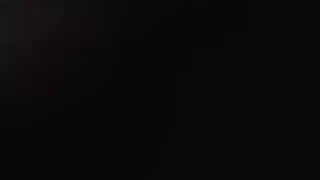 شقراء طويلة ونحيلة تمارس الجنس من الخلف بعد عرض عاري