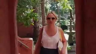 اغراء المراهقات نيك الابنة وعشيقة الأب مترجم الإباحية