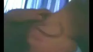 مشهد إكس إكس إكس: فتاة تركية تتعمق في مص عمود سميك أثناء المكالمة