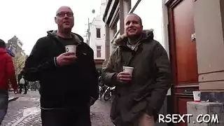 حفلة جنس عالمية مع مؤديات جامحات