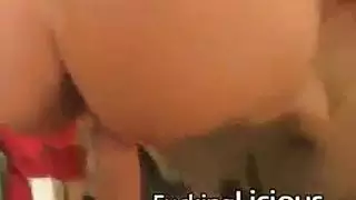 جنس القصر المحرم: قضيب الإمبراطور عميقًا داخل خادمته المطيعة