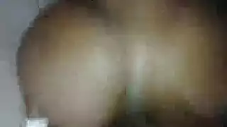 أدريانا لونا تستسلم لجماع جماعي قاسٍ