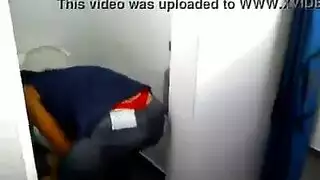 فتاتين ينكو بعض