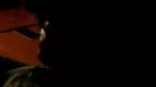 مشهد إباحي صريح: ضرب شرجي عنيف لغازي