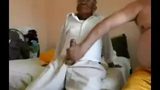 لواط مسن كبير فرخ