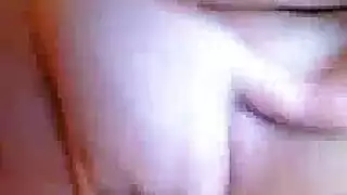 جلسة استمناء حمام ساخنة – كاميرا تجسس تصور فعل إباحي