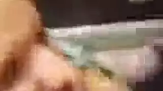 لاتينية ممتلئة وضعية الكلب ولحس كس عميق